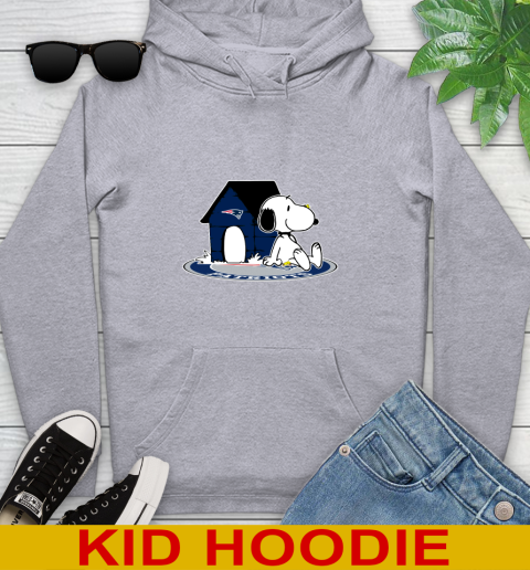 NFL Football New England Patriots Snoopy The Peanuts Movie Shirt Youth Hoodie 6