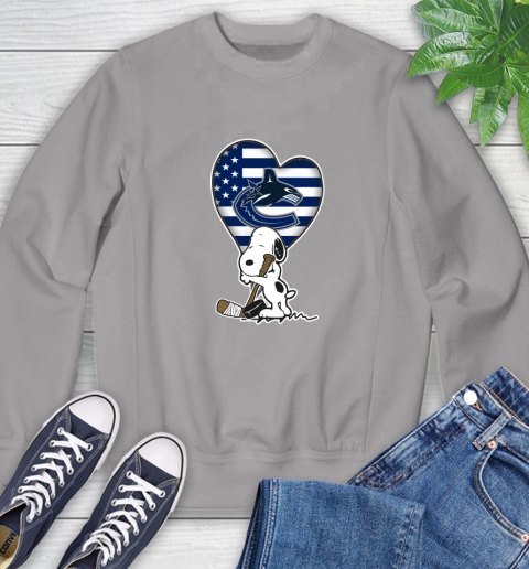 Vancouver Canucks NHL Hockey The Peanuts Movie Adorable Snoopy Sweatshirt 5
