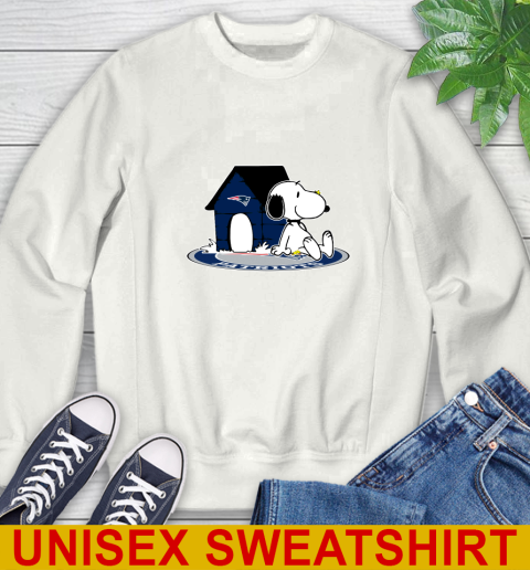 NFL Football New England Patriots Snoopy The Peanuts Movie Shirt Sweatshirt