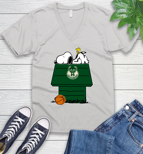 Milwaukee Bucks NBA Basketball Snoopy Woodstock The Peanuts Movie V-Neck T-Shirt