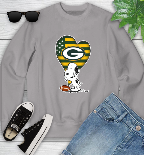 Green Bay Packers NFL Football The Peanuts Movie Adorable Snoopy Youth Sweatshirt 4