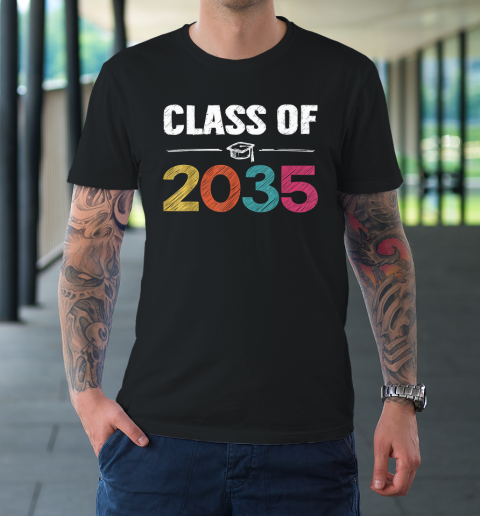 Class Of 2035 First Day Of School Grow With Me Graduation T-Shirt