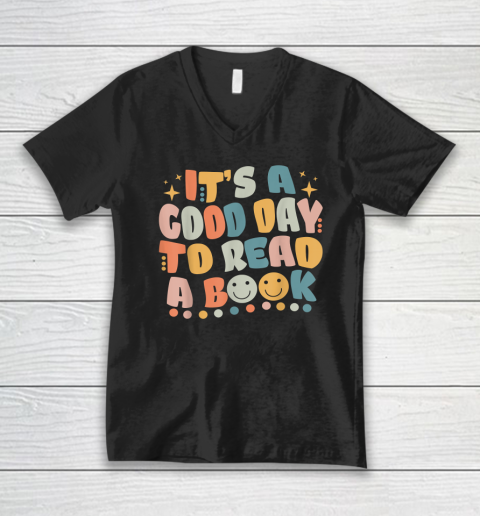 It's Good Day To Read Book Funny Library Reading Lovers V-Neck T-Shirt