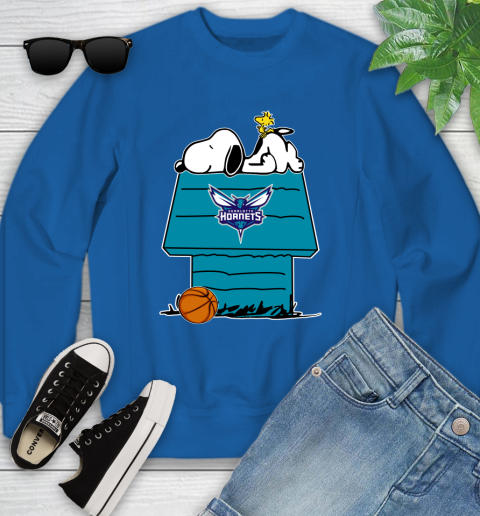 Charlotte Hornets NBA Basketball Snoopy Woodstock The Peanuts Movie Youth Sweatshirt 8