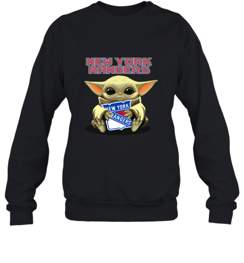 Baby yoda hug new york yankees baseball shirt, hoodie, sweater, long sleeve  and tank top