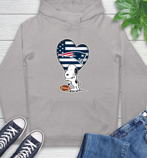 New England Patriots NFL Football The Peanuts Movie Adorable Snoopy Hoodie 12