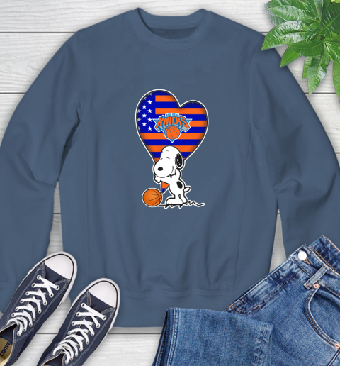 New York Knicks NBA Basketball The Peanuts Movie Adorable Snoopy Sweatshirt 7