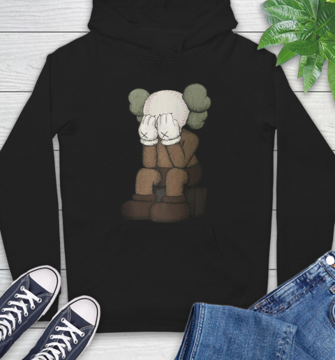 Uniqlo X Kaws T-Shirt 14
