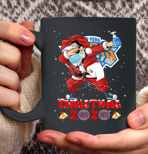 New York Knicks Funny Santa Claus Dabbing Christmas 2020 NBA Ceramic Mug 11oz 2