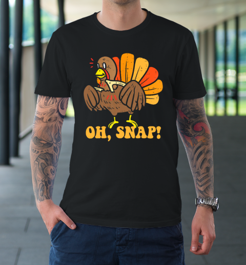 Happy Oh Snap Turkey Funny Thanksgiving Turkey Day T-Shirt