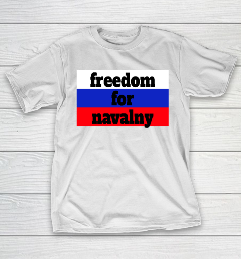 Freedom for Navalny  freedom with the Russian flag T-Shirt