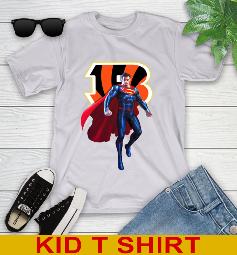 NFL Superman DC Sports Football Cincinnati Bengals Youth T-Shirt 5