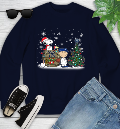 MLB New York Yankees Snoopy Charlie Brown Christmas Baseball Commissioner's Trophy Youth Sweatshirt 2