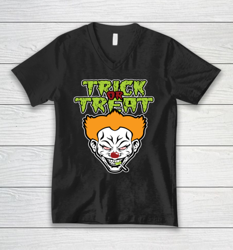 Evil Clown Halloween Scary Trick Or Treat V-Neck T-Shirt