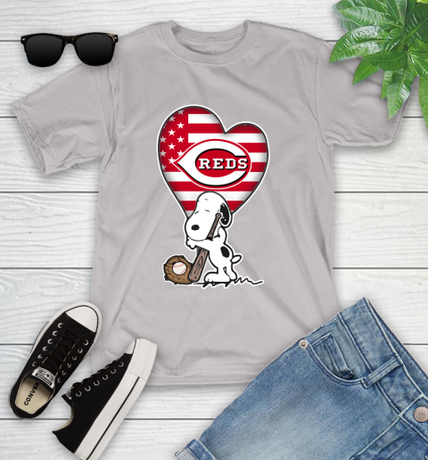 Cincinnati Reds MLB Baseball The Peanuts Movie Adorable Snoopy Youth T-Shirt 12