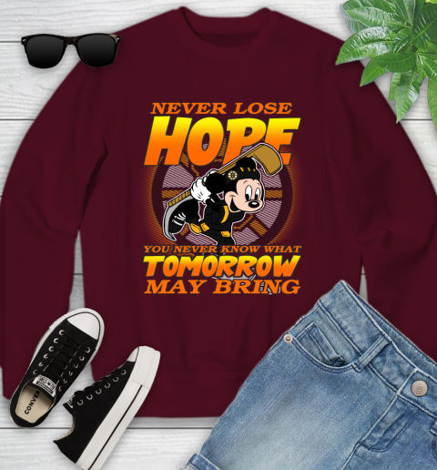 Boston Bruins NHL Hockey ootball Mickey Disney Never Lose Hope Youth Sweatshirt 4