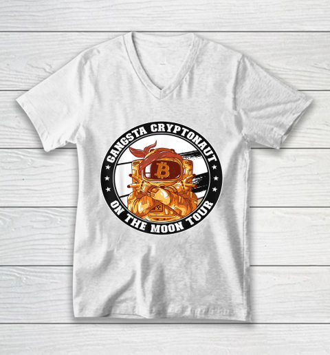Dogecoin Bitcoin GANGSTA CRYPTONAUT  ON THE MOON TOUR V-Neck T-Shirt