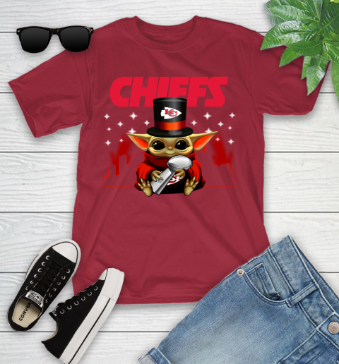 Super Bowl Baby Yoda Loves The Kansas City Chiefs Star Wars NFL Shirts 105
