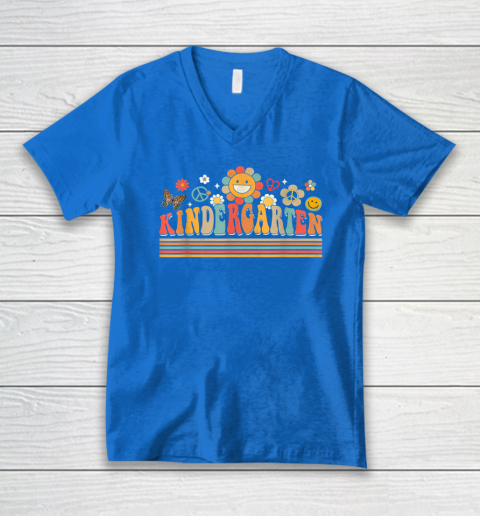 Groovy Retro Kindergarten Vibes Back To School Teachers V-Neck T-Shirt 4