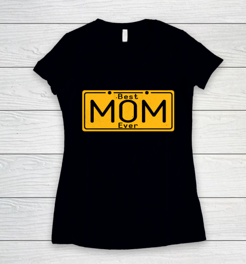 Mother's Day Funny Gift Ideas Apparel  Best Mom Ever  Funny Gift For Mom T Shirt Women's V-Neck T-Shirt