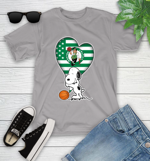 Boston Celtics NBA Basketball The Peanuts Movie Adorable Snoopy Youth T-Shirt 4