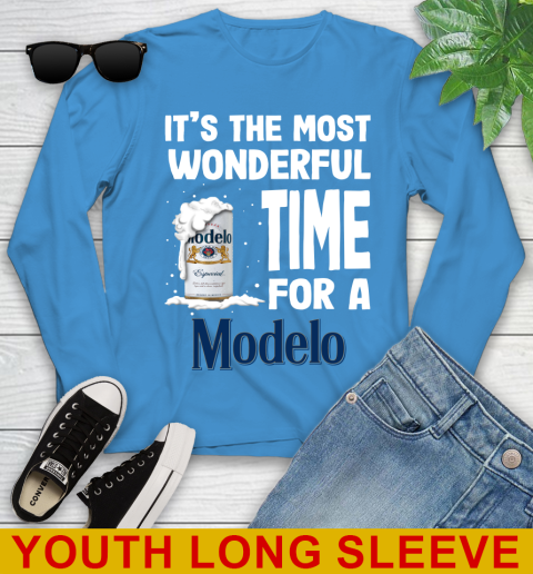 I't the most wonderful time for a Modelo Especial beer lovers 124