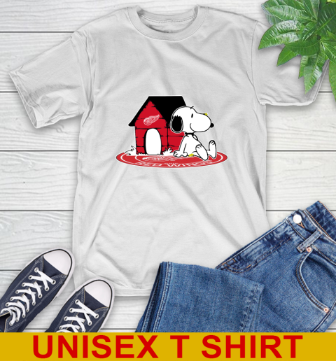 NHL Hockey Detroit Red Wings Snoopy The Peanuts Movie Shirt T-Shirt