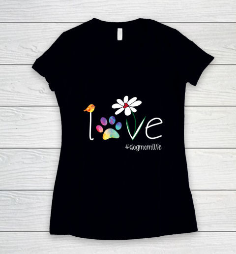 LOVE Dog Mom Sunflower Shirt Gifts Mother Dog lovers Women's V-Neck T-Shirt
