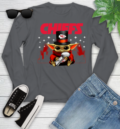 Super Bowl Baby Yoda Loves The Kansas City Chiefs Star Wars NFL Shirts 120