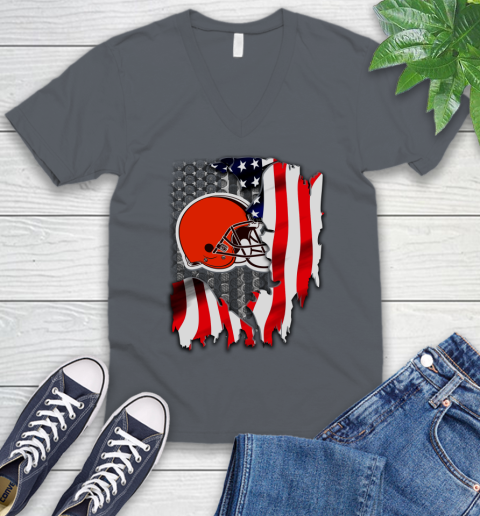 Cleveland Browns NFL Football American Flag V-Neck T-Shirt 4