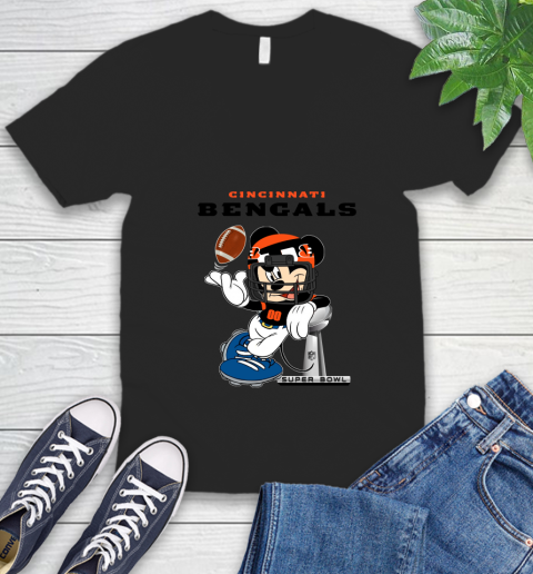 NFL Cincinnati Bengals Mickey Mouse Disney Super Bowl Football T Shirt V-Neck T-Shirt 2