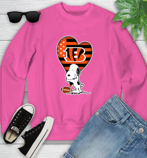 Cincinnati Bengals NFL Football The Peanuts Movie Adorable Snoopy Youth Sweatshirt 7