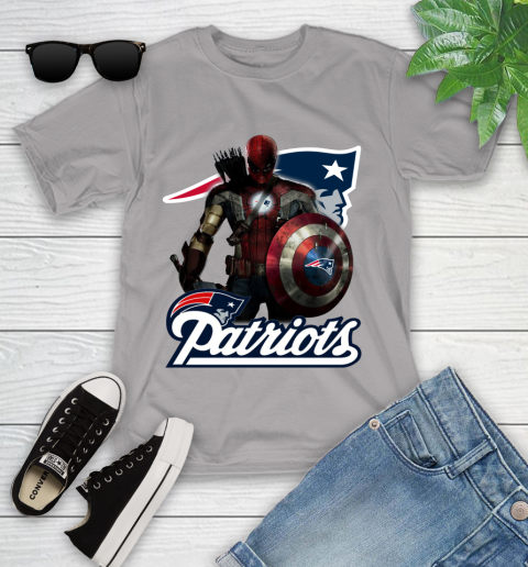 NFL Captain America Thor Spider Man Hawkeye Avengers Endgame Football New England Patriots Youth T-Shirt 4