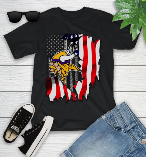 Minnesota Vikings NFL Football American Flag Youth T-Shirt