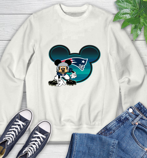 NFL New England Patriots Mickey Mouse Disney Football T Shirt Sweatshirt