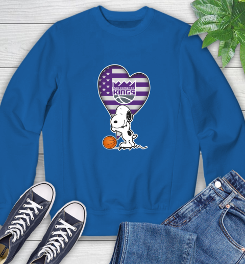 Sacramento Kings NBA Basketball The Peanuts Movie Adorable Snoopy Sweatshirt 9 Sacramento Kings NBA Basketball The Peanuts Movie Adorable Snoopy Sweatshirt - Image 9
