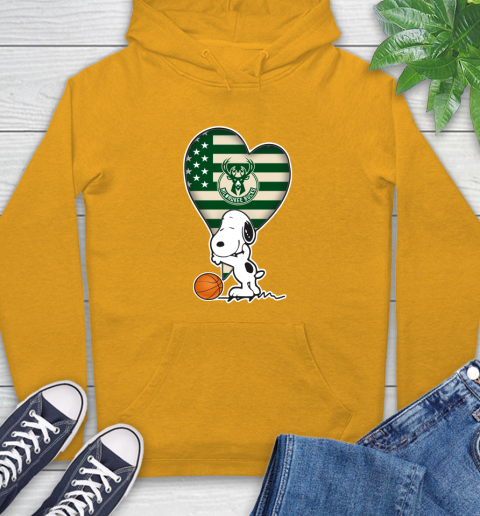 Milwaukee Bucks NBA Basketball The Peanuts Movie Adorable Snoopy Hoodie 3