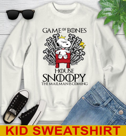 Game of bones house snoopy the mailman is coming tshirt 97