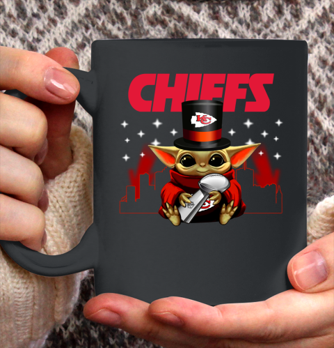 Super Bowl Baby Yoda Loves The Kansas City Chiefs Star Wars NFL Shirts 135