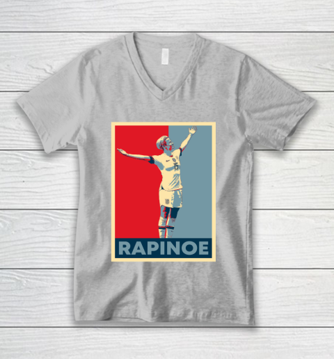 Megan Rapinoe Team USA Soccer Classic T Shirt V-Neck T-Shirt 3