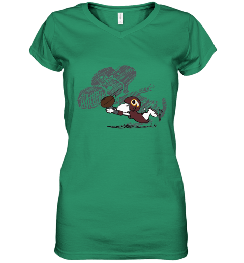 9y5s washington redskins snoopy plays the football game women v neck t shirt 39 front irish green