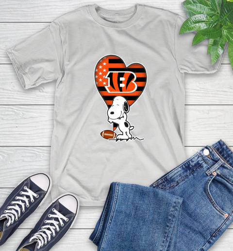Cincinnati Bengals NFL Football The Peanuts Movie Adorable Snoopy T-Shirt