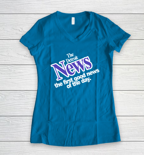 DETROIT NEWS THE FIRST GOOD NEWS OF THE DAY Women's V-Neck T-Shirt 5