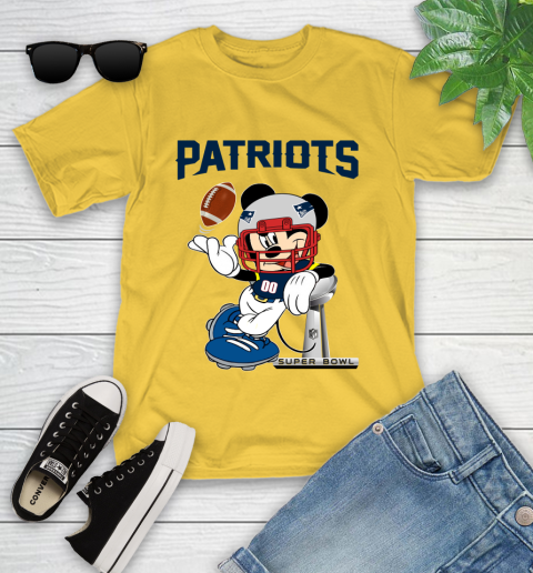 NFL New England Patriots Mickey Mouse Disney Super Bowl Football T Shirt Youth T-Shirt 8