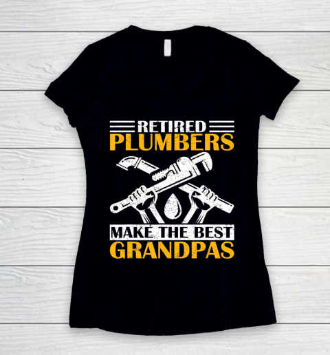 GrandFather gift shirt Vintage Retired Plumber Make The Best Grandpa Retirement Tee T Shirt Women's V-Neck T-Shirt
