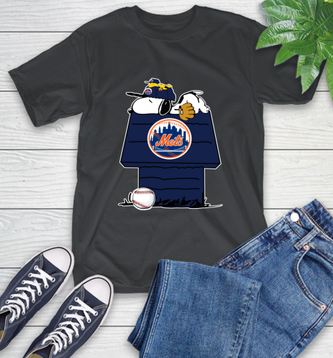 MLB New York Mets Snoopy Woodstock The Peanuts Movie Baseball T Shirt T-Shirt 2