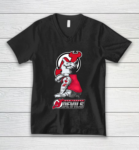 NHL My Cat Loves New Jersey Devils Hockey V-Neck T-Shirt