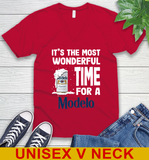 I't the most wonderful time for a Modelo Especial beer lovers 52