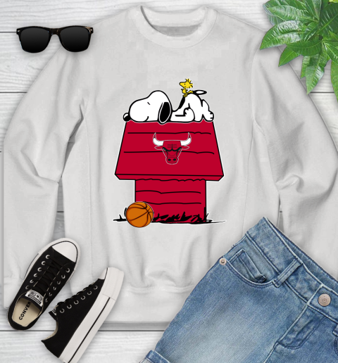 Chicago Bulls NBA Basketball Snoopy Woodstock The Peanuts Movie Youth Sweatshirt