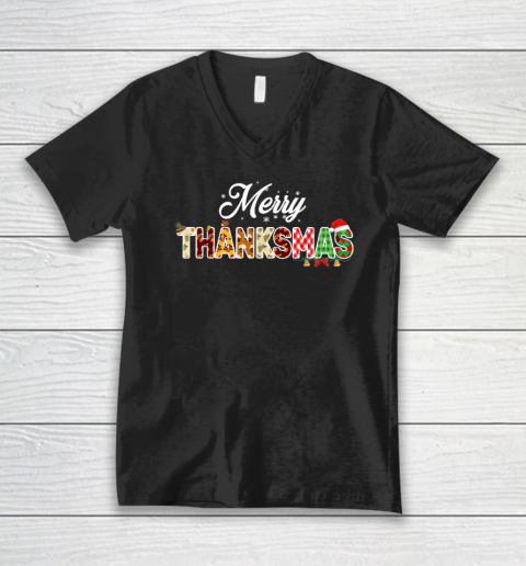 Funny Thanksmas 2022 Merry Thanksmas Thanksgiving Christmas V-Neck T-Shirt
